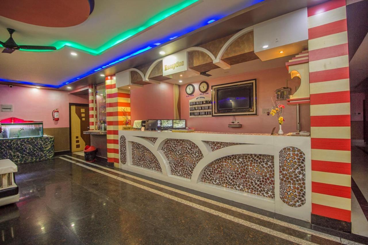 Oyo 29778 Panchadeep Bhawan Hotell Fālākāta Exteriör bild