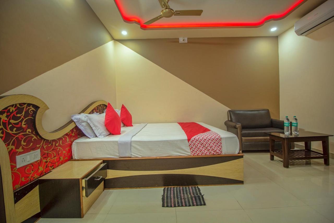 Oyo 29778 Panchadeep Bhawan Hotell Fālākāta Exteriör bild