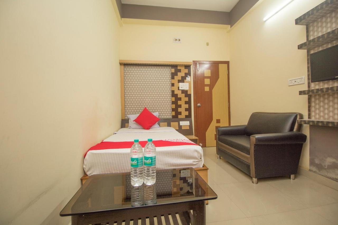 Oyo 29778 Panchadeep Bhawan Hotell Fālākāta Exteriör bild